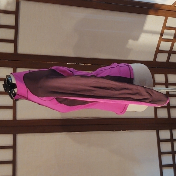 Lululemon Color Blocked Purple and Black Pullover - Picture 5 of 10